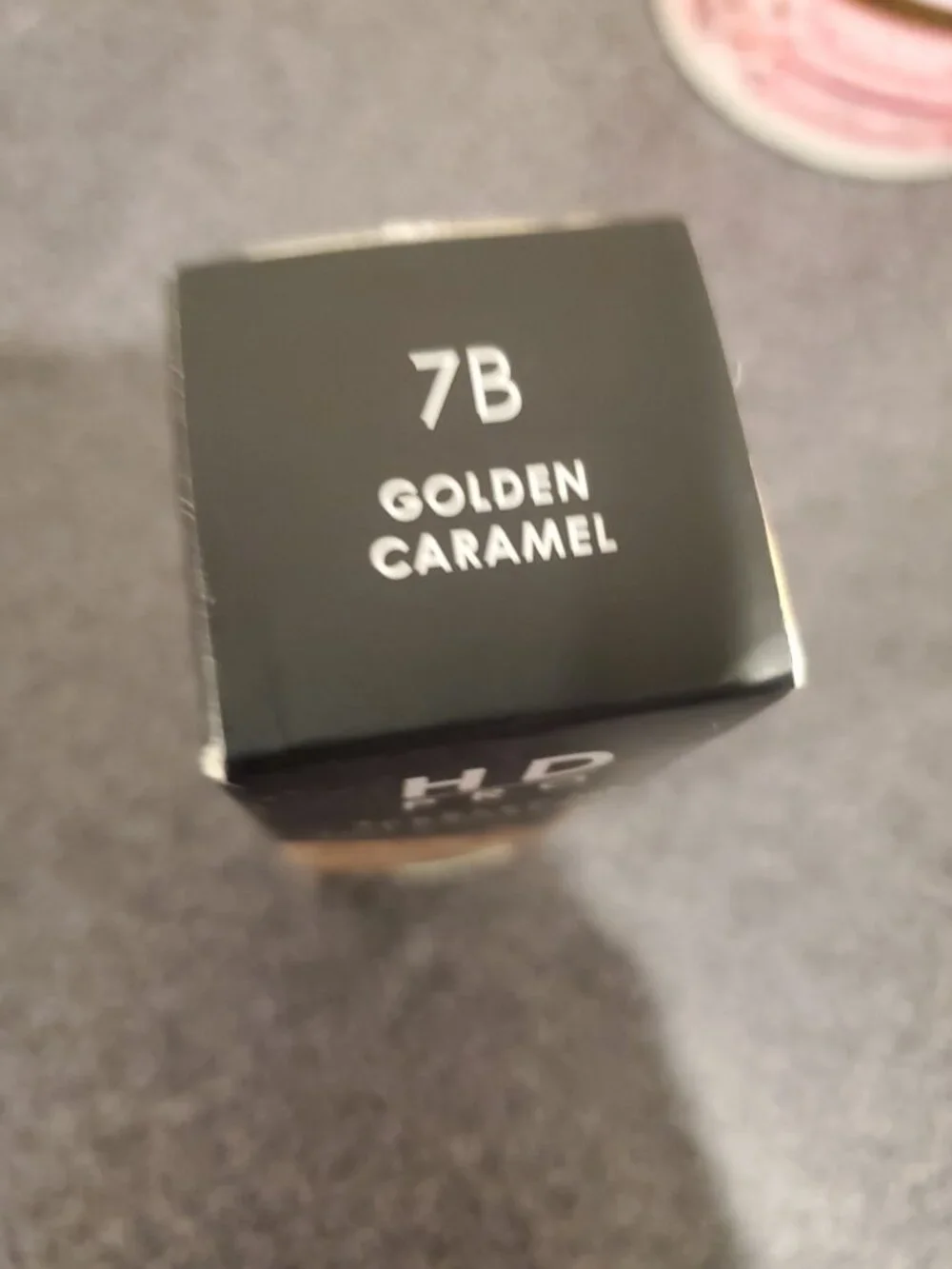 Italia Deluxe HD Pro Slay Matte Foundation - Lightweight Oil-Free GOLDEN CARAMEL